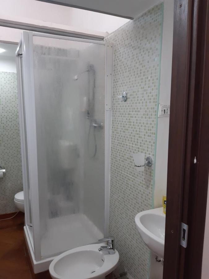 Guest House Elena 제노바 외부 사진